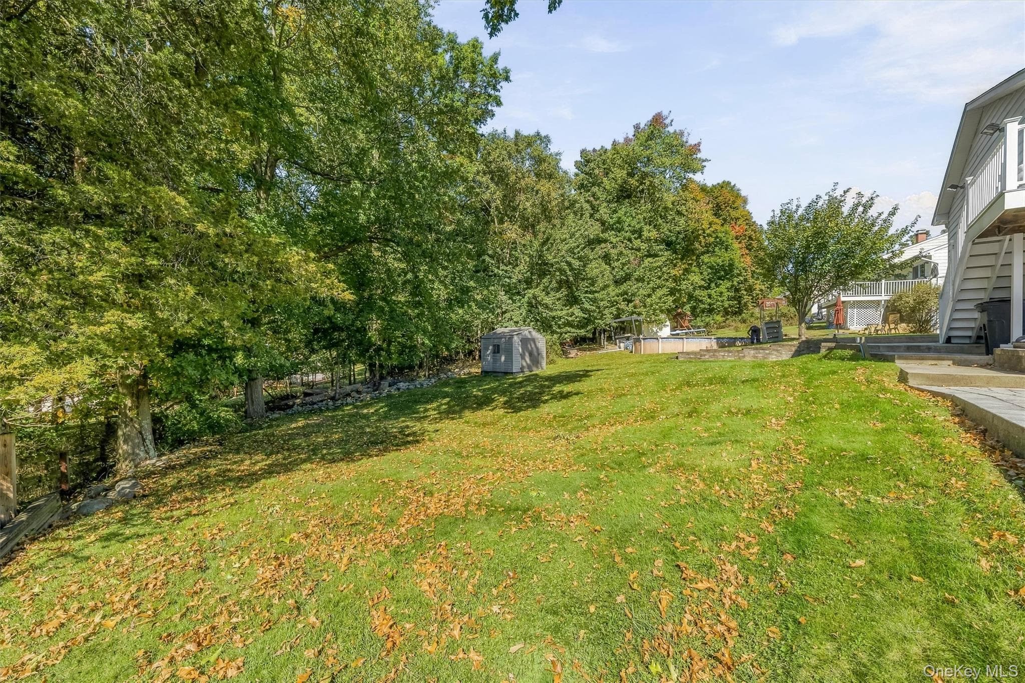 92 Capital Drive thumbnail 33