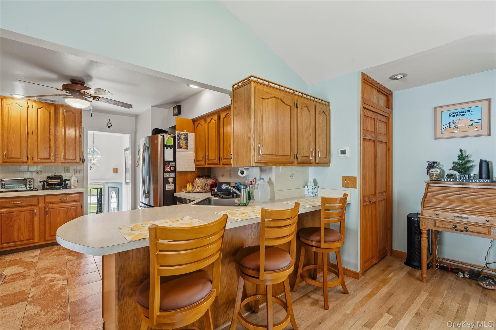 92 Capital Drive thumbnail 13