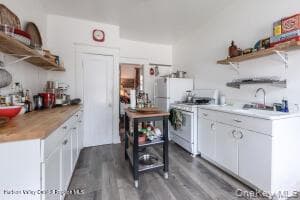121 Pine Grove Avenue thumbnail 23