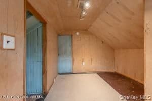 121 Pine Grove Avenue thumbnail 13
