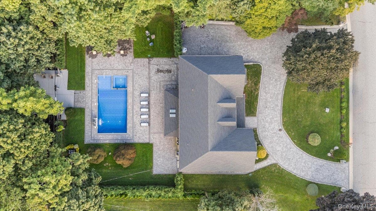 105 Woodhill Lane thumbnail 47