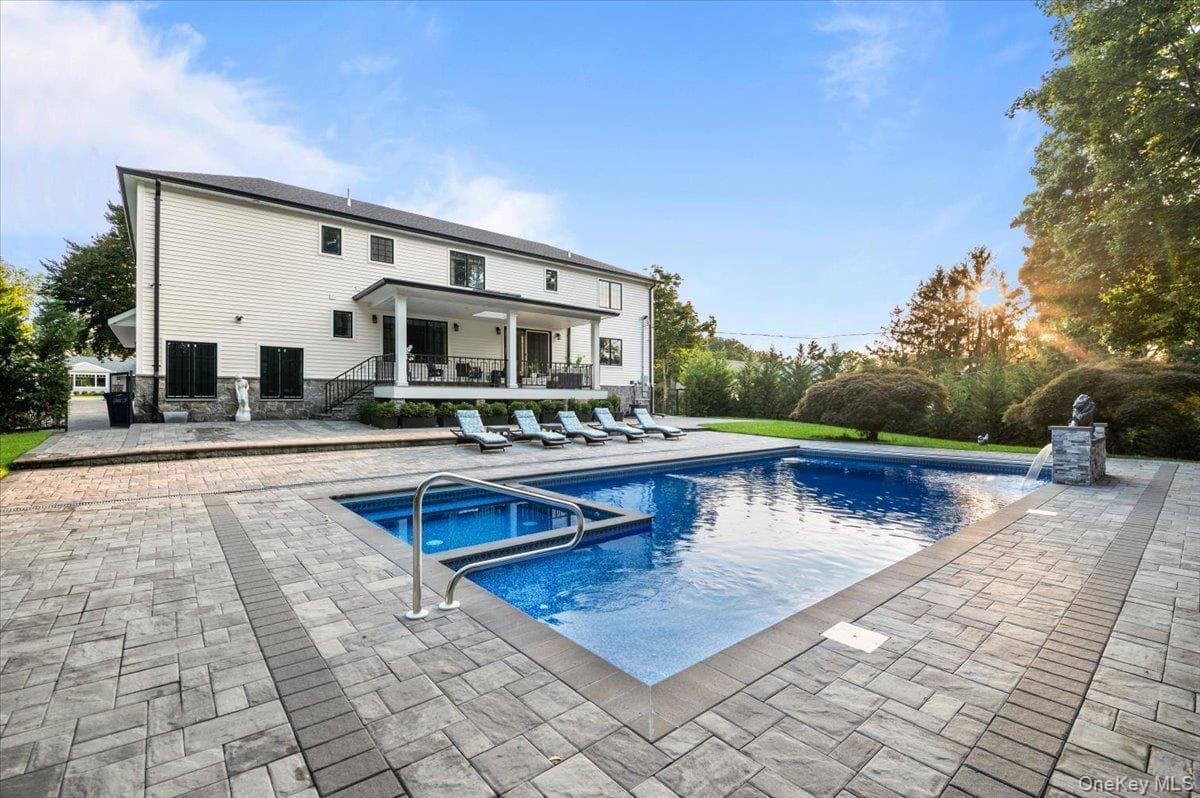 105 Woodhill Lane thumbnail 40