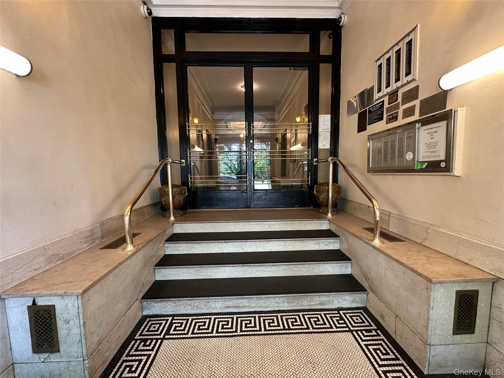 409 Edgecombe Avenue Unit: 7F thumbnail 2