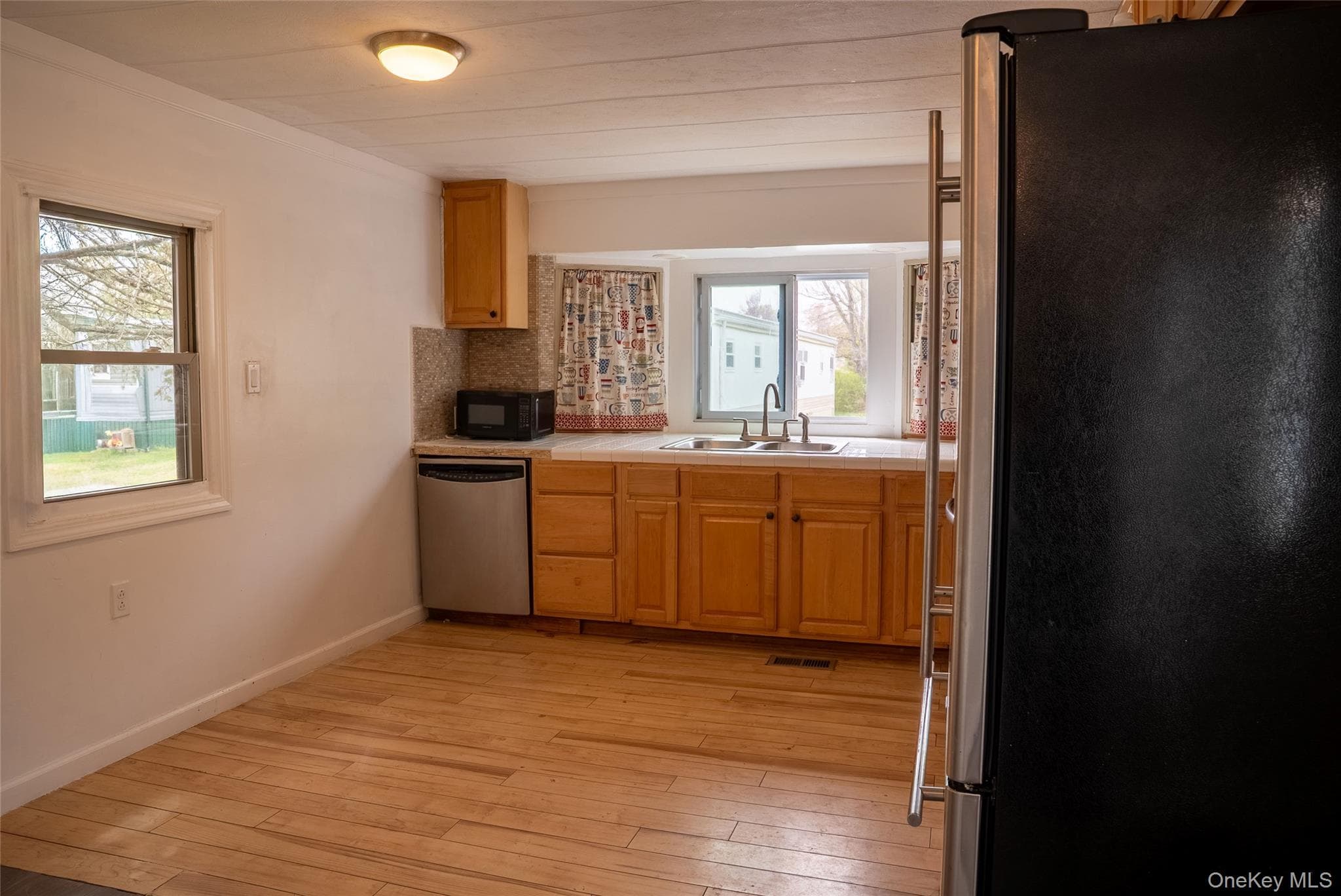 65 Minuteman Drive thumbnail 7
