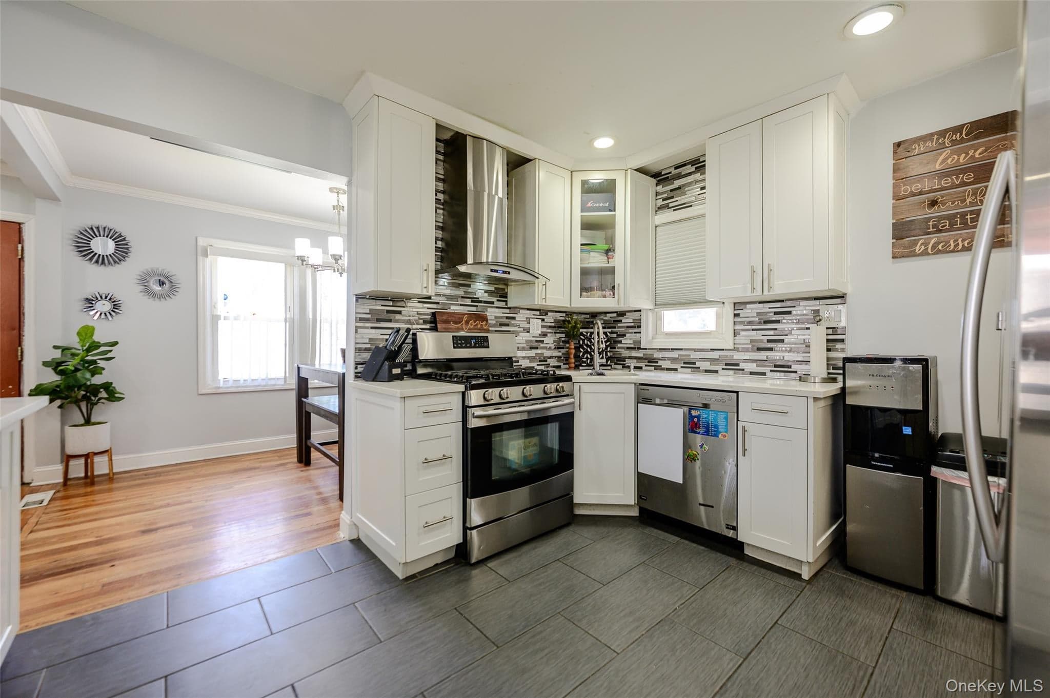 58 N Montgomery Street thumbnail 7