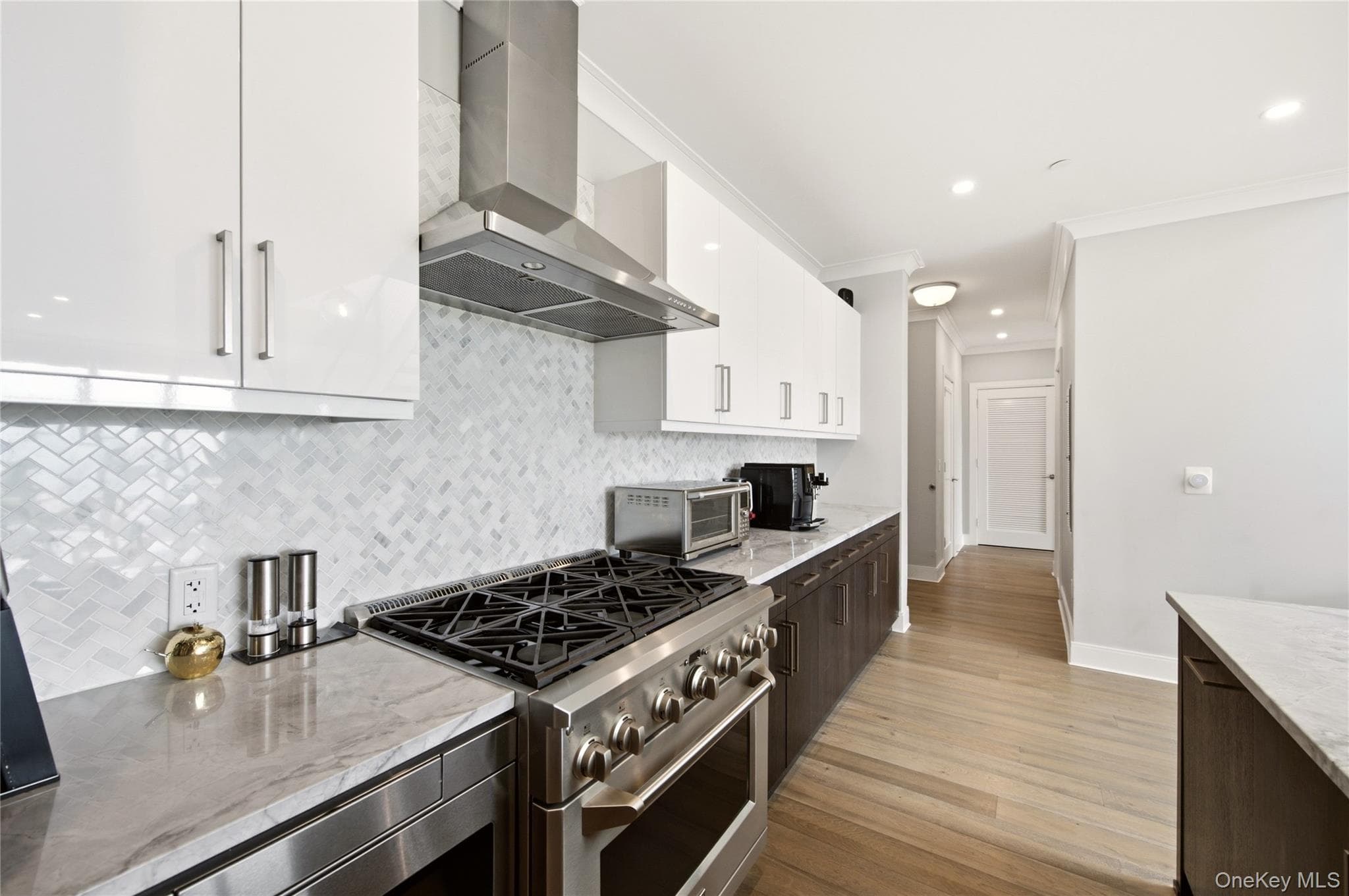 100 Garvies Point Road Unit: 1311 thumbnail 10