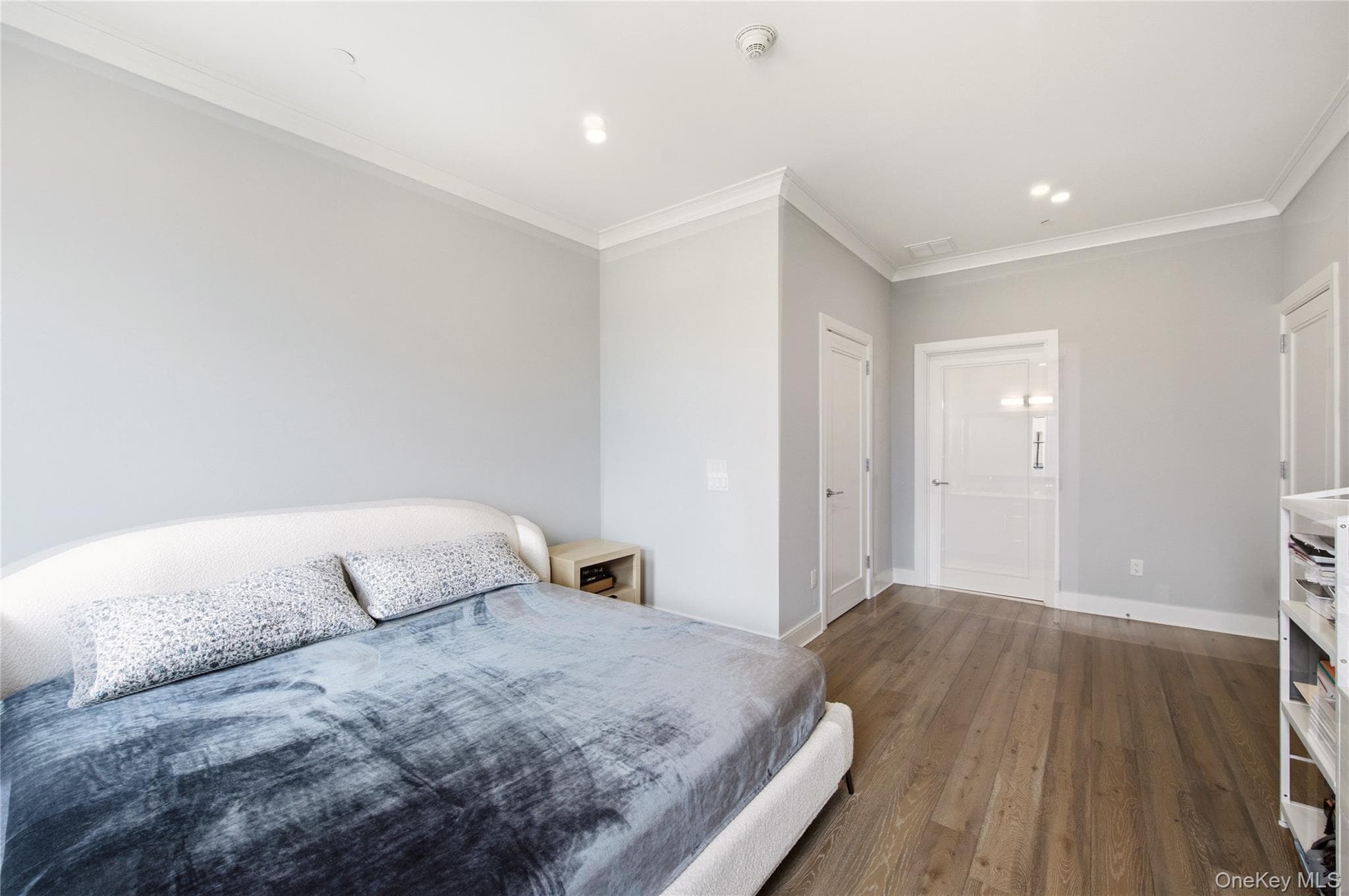 100 Garvies Point Road Unit: 1311 thumbnail 15