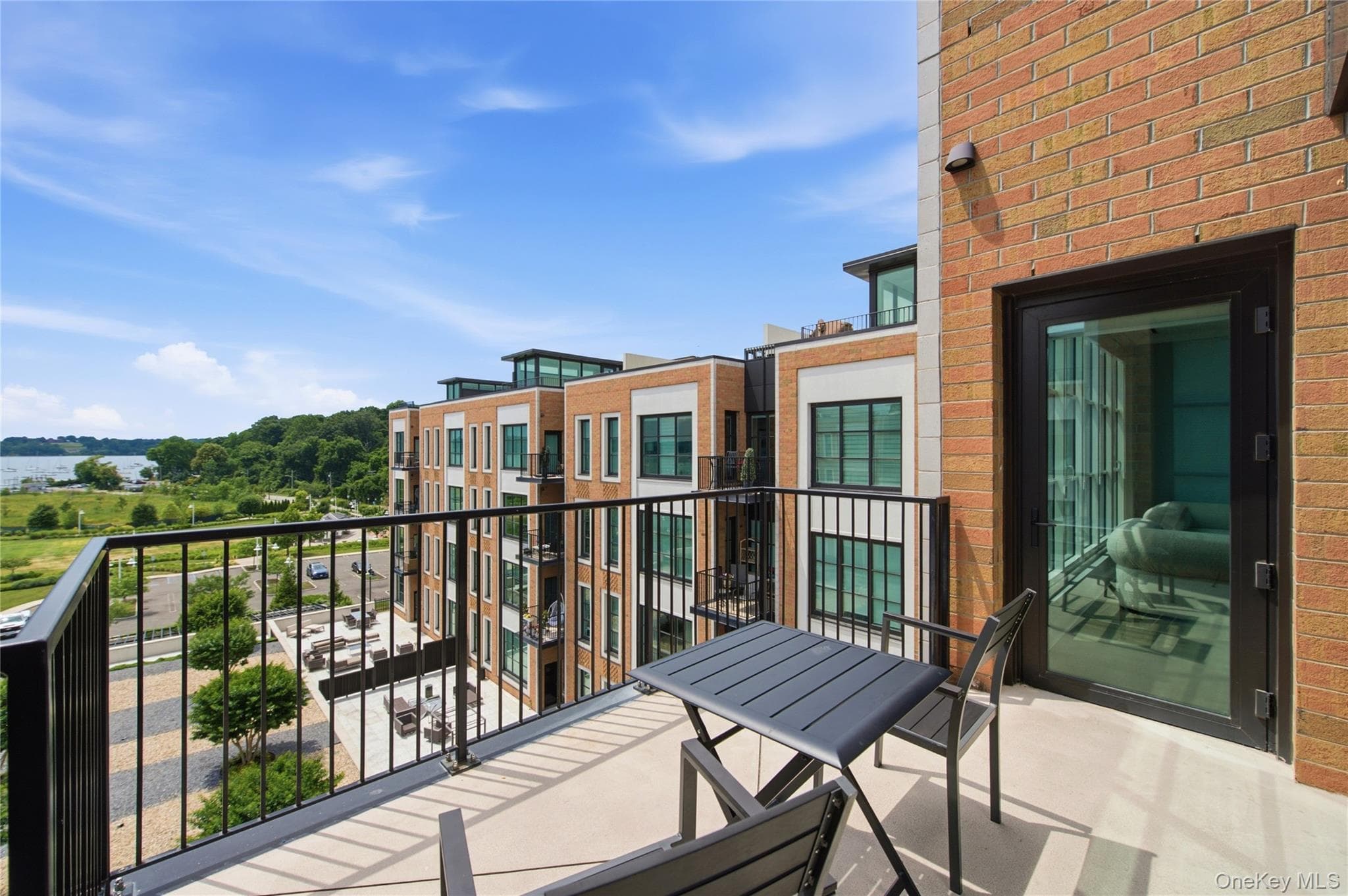 100 Garvies Point Road Unit: 1311 thumbnail 24