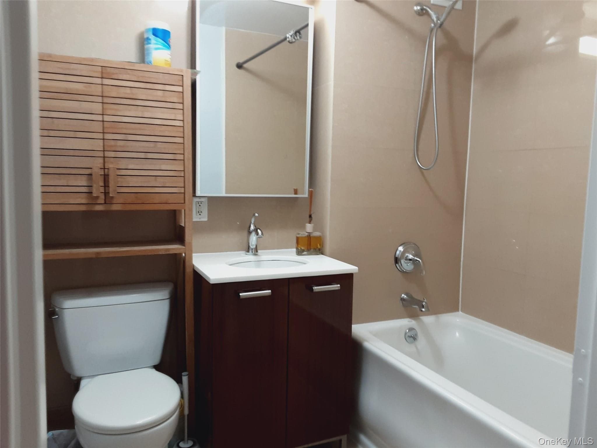 3330 61st Street Unit: 303 thumbnail 16