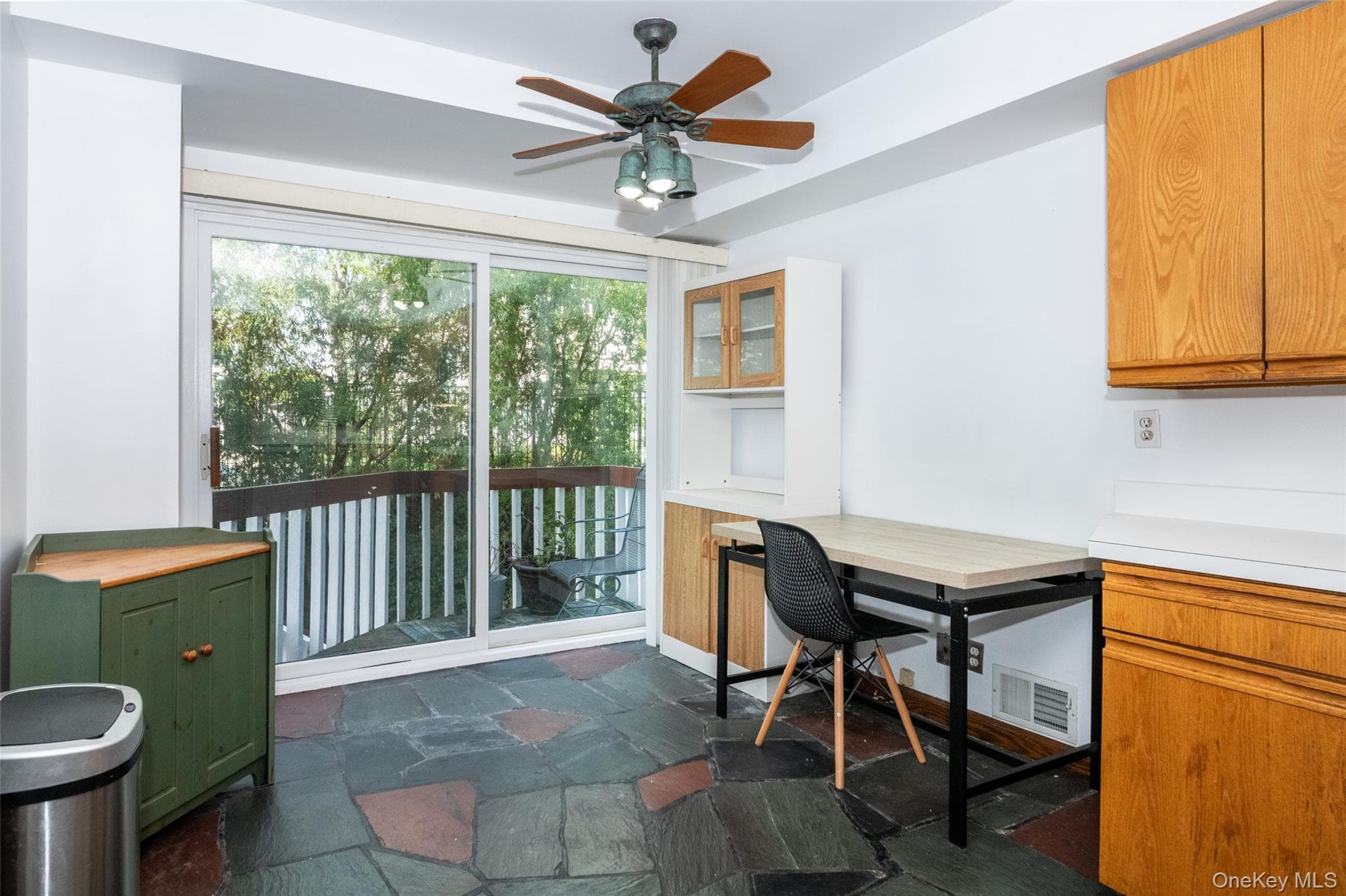 18 Windward Lane Unit: 17 thumbnail 9
