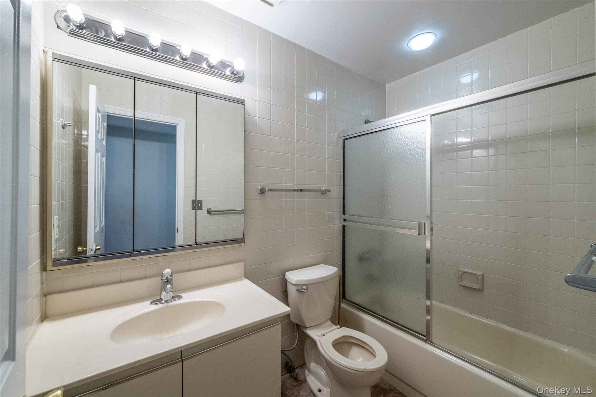 18 Windward Lane Unit: 17 thumbnail 24