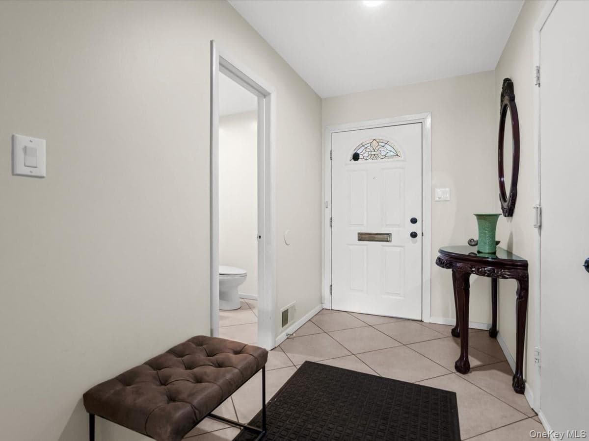 34 Windsor Gate Drive thumbnail 3