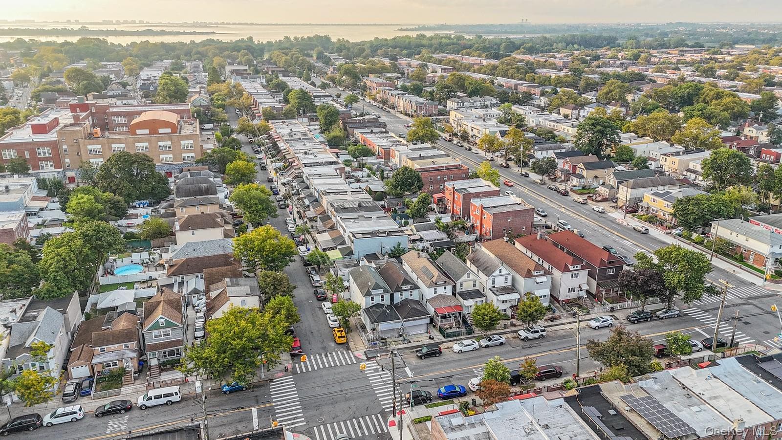 9024 Avenue L thumbnail 4