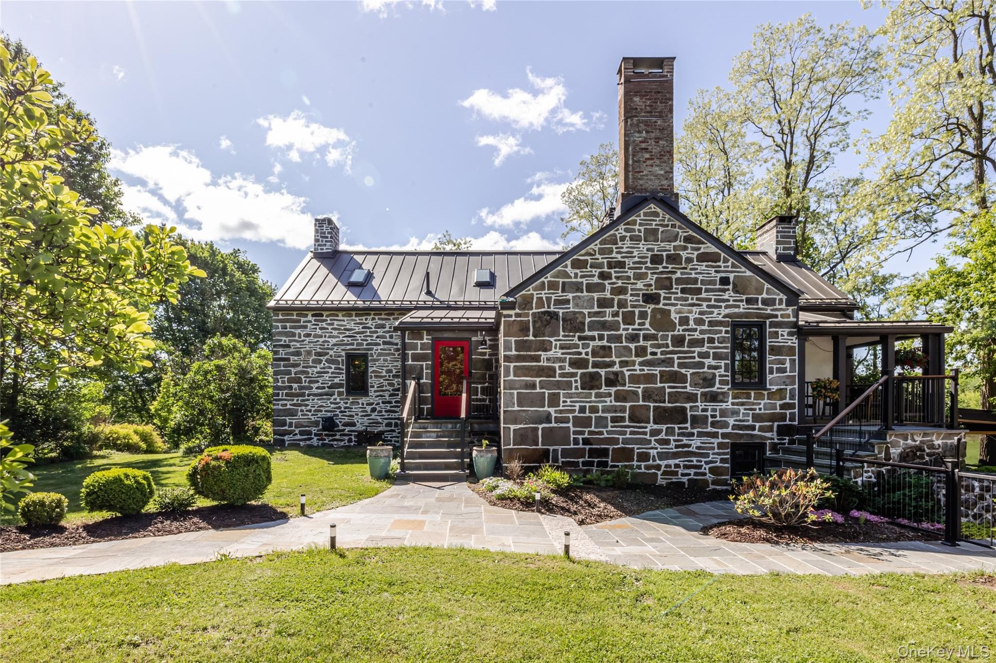26 Roberson Avenue thumbnail 5