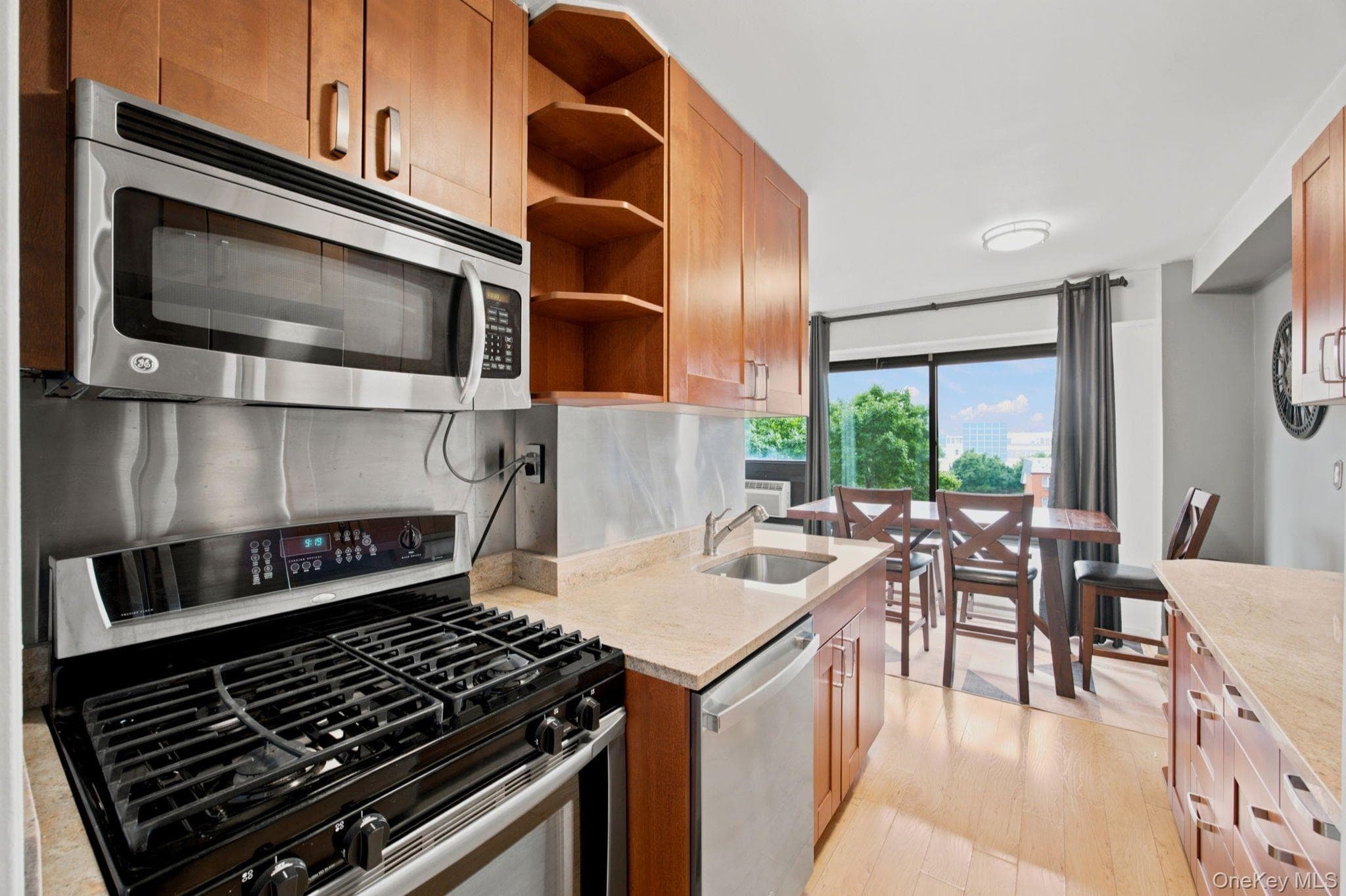 33-65 14th Street Unit: 5A thumbnail 9