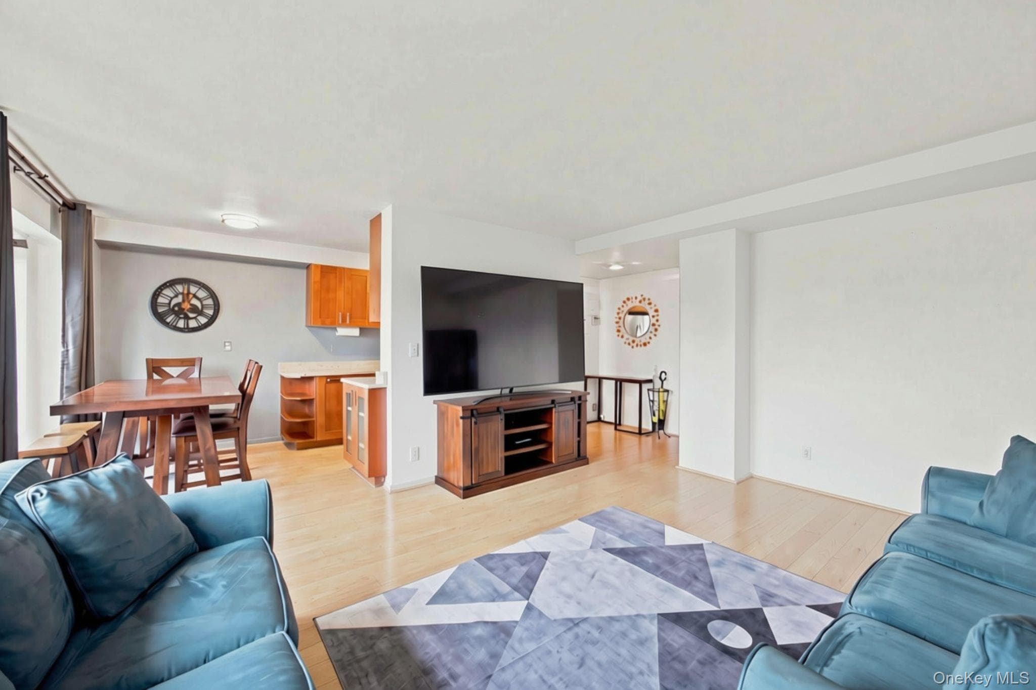 33-65 14th Street Unit: 5A photo 1