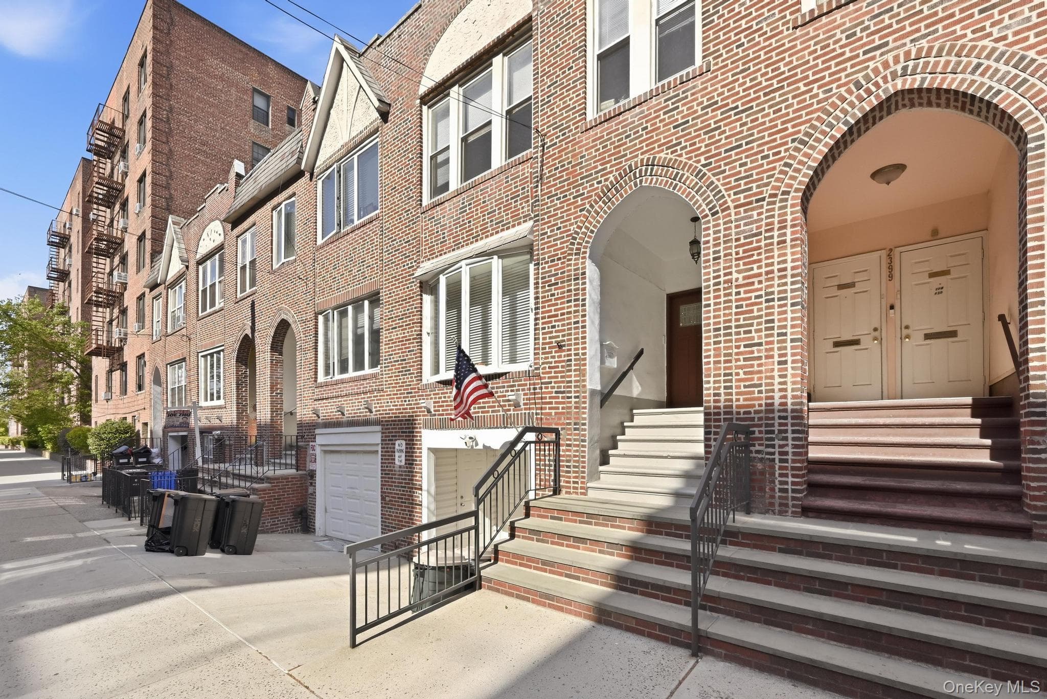 2395 E 3rd Street thumbnail 4