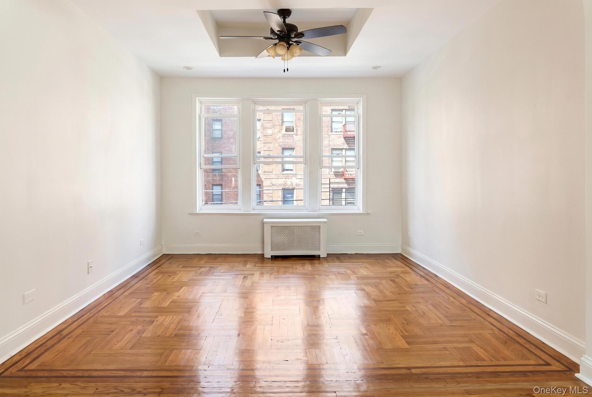 2395 E 3rd Street thumbnail 27