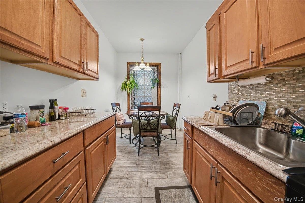 1045 Anderson Avenue Unit: 3D thumbnail 13