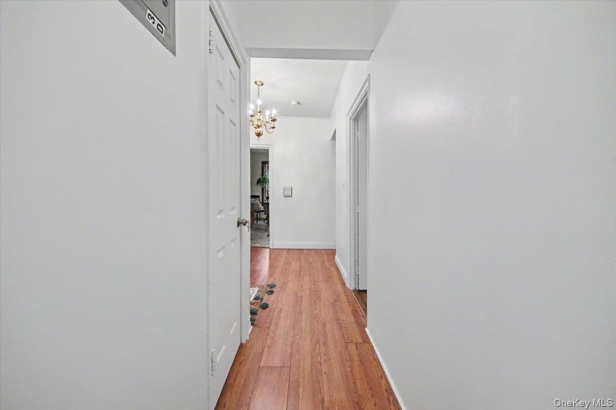 1045 Anderson Avenue Unit: 3D thumbnail 7