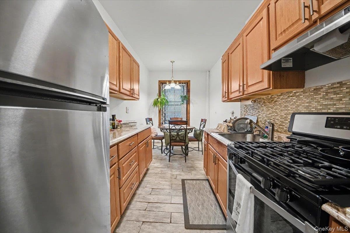 1045 Anderson Avenue Unit: 3D thumbnail 11