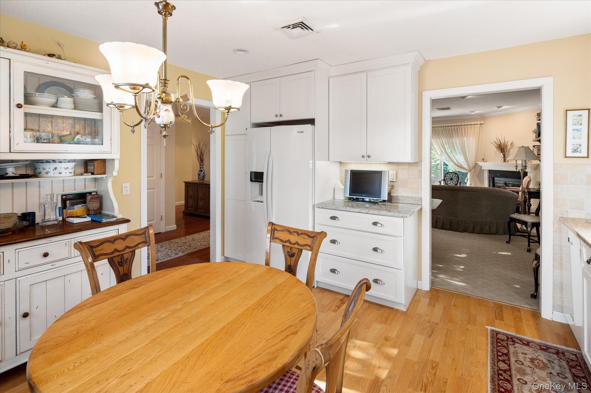 813 Heritage Hills thumbnail 15