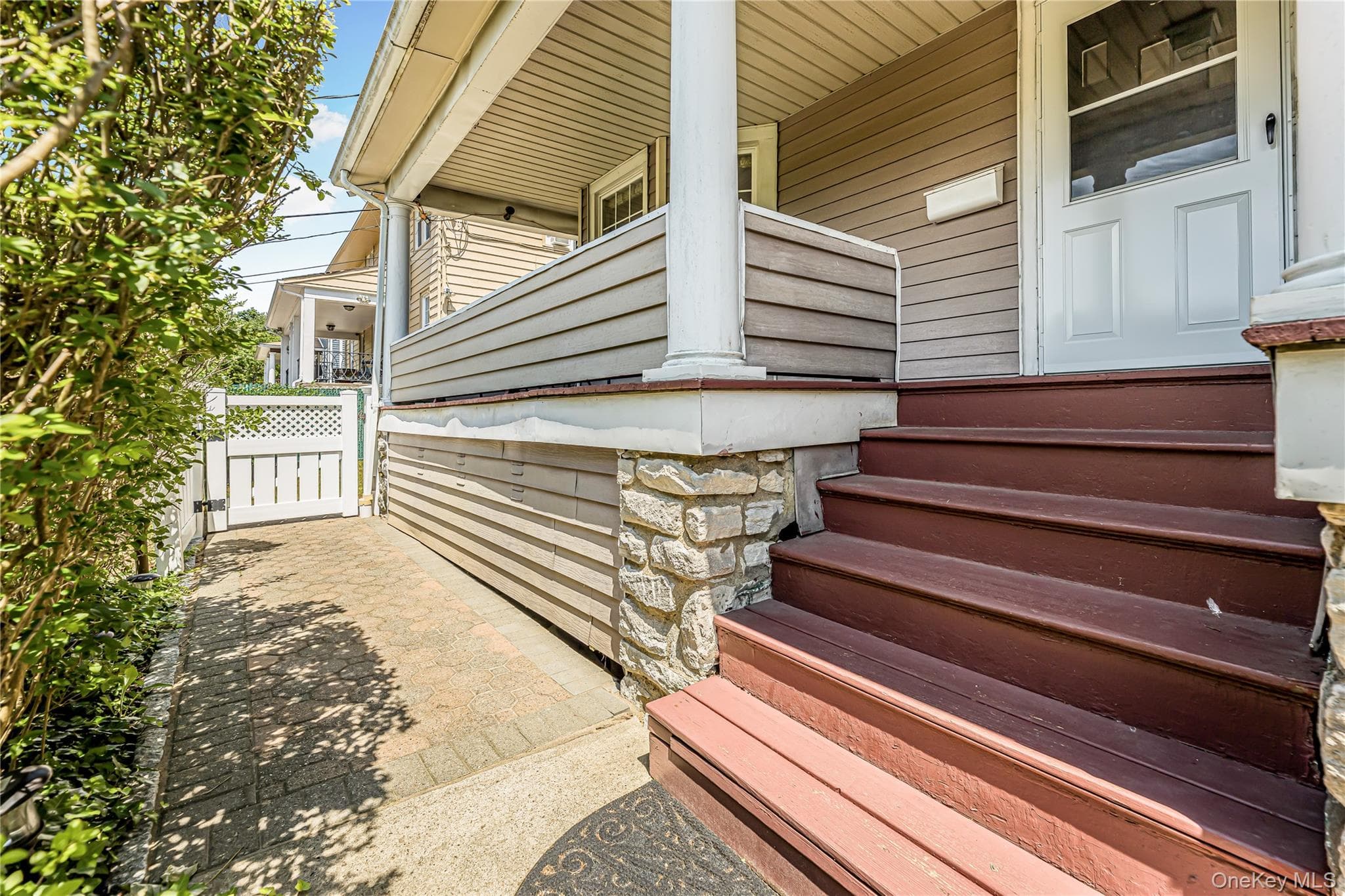 206 Midland Avenue thumbnail 25