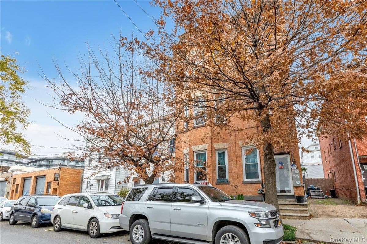 110-31 15th Avenue thumbnail 25