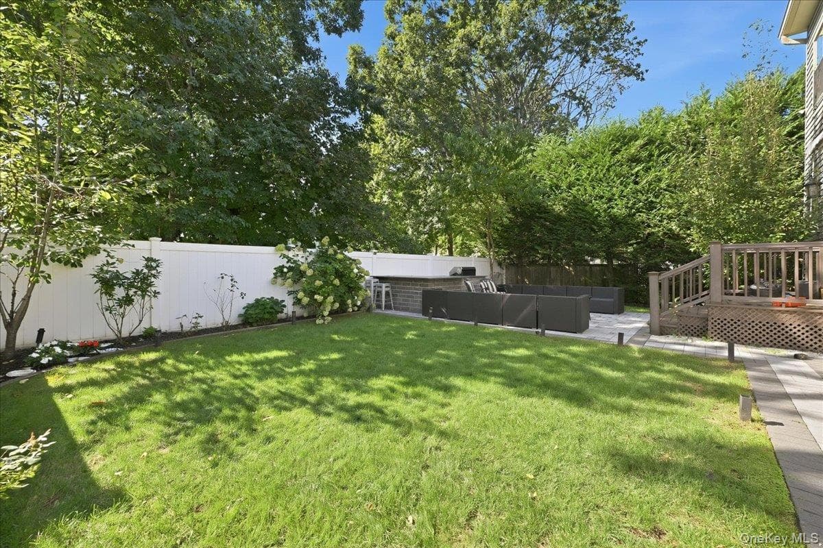 136 Oak Street thumbnail 29