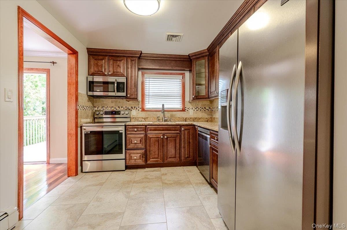 2664 Grayson Drive thumbnail 9