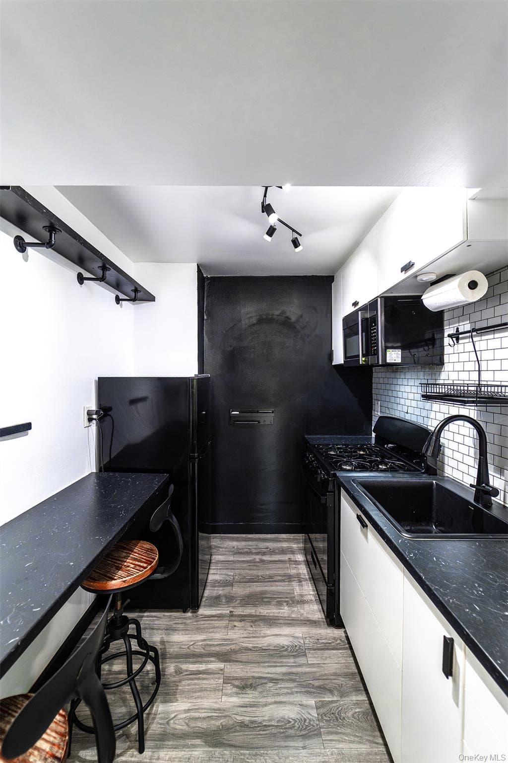 88-29 155th Avenue Unit: 3F thumbnail 9