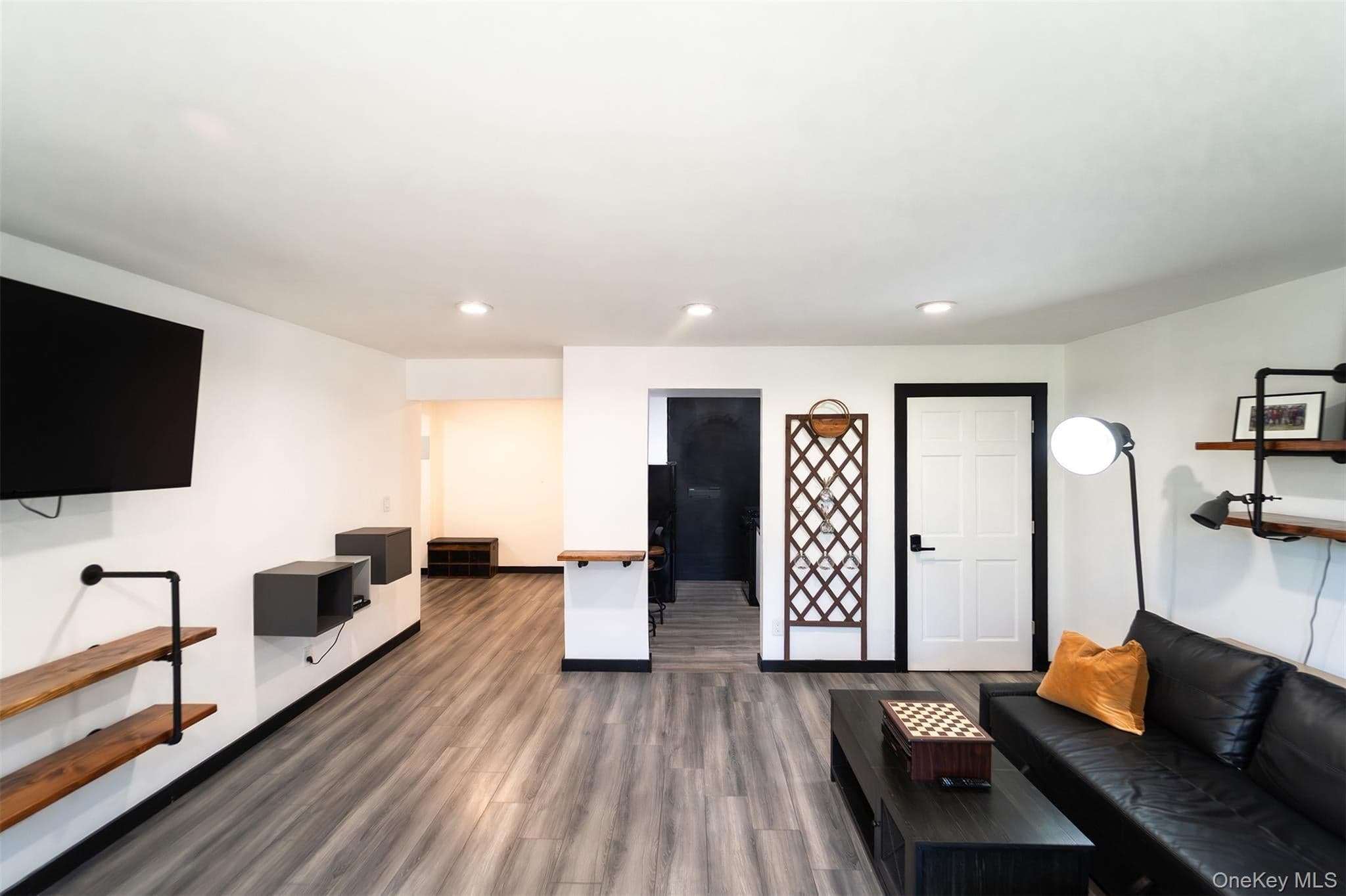88-29 155th Avenue Unit: 3F, Howard Beach