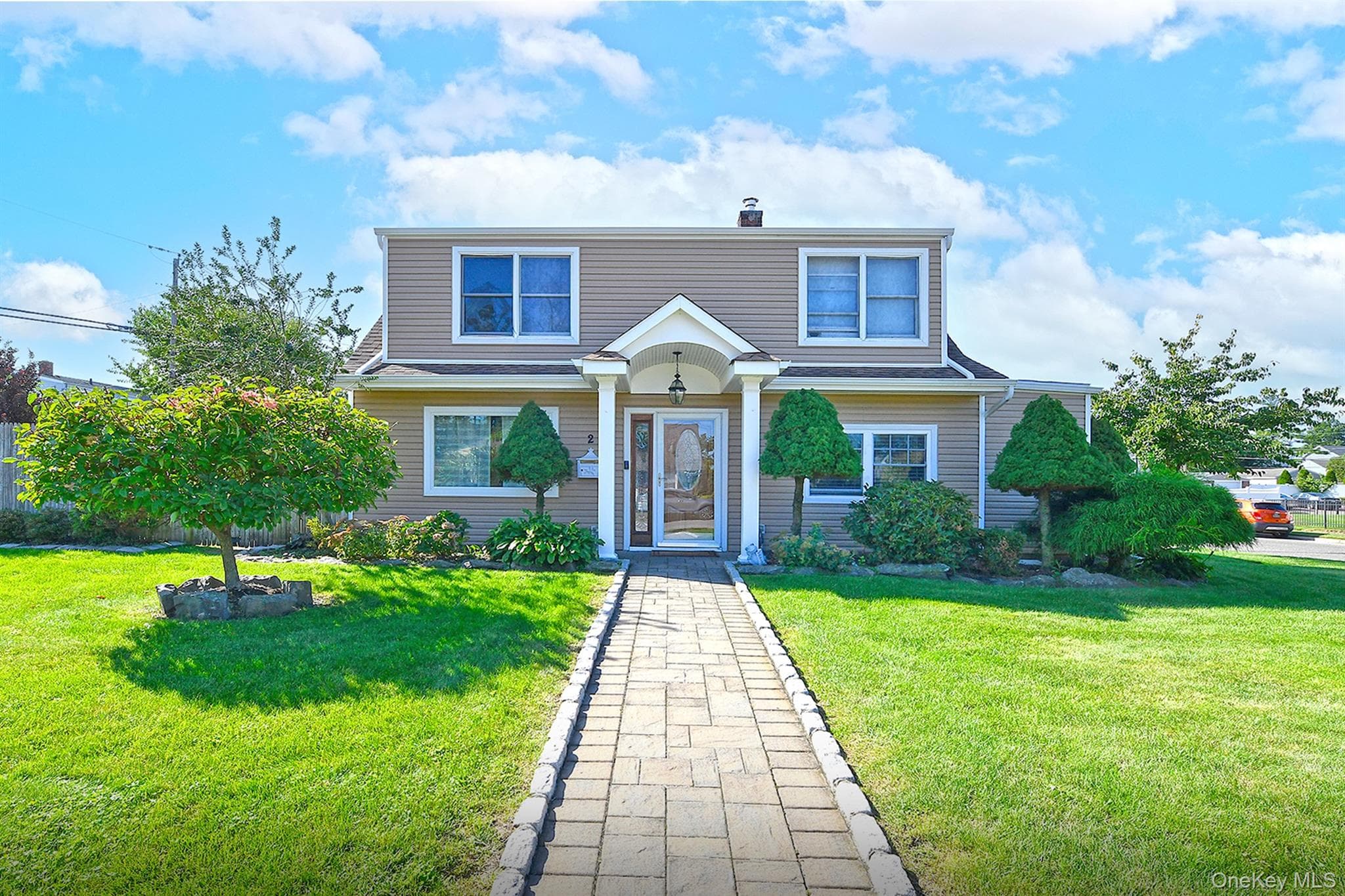 2 Cooper Lane, Levittown