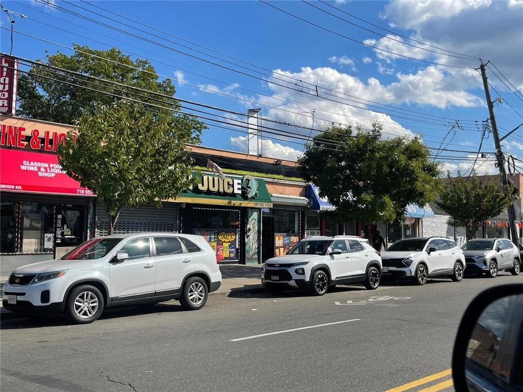 210-214-218-220-226 White Plains Road Rd thumbnail 9