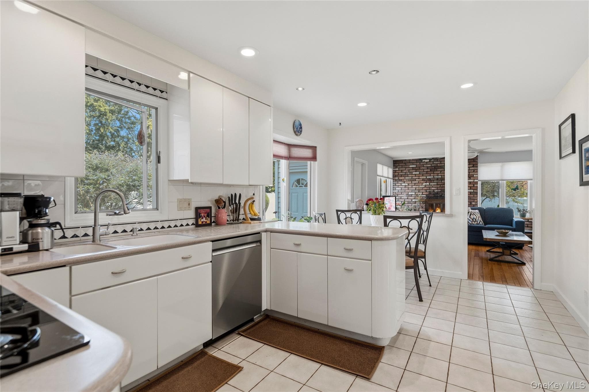 2 Amherst Place thumbnail 13