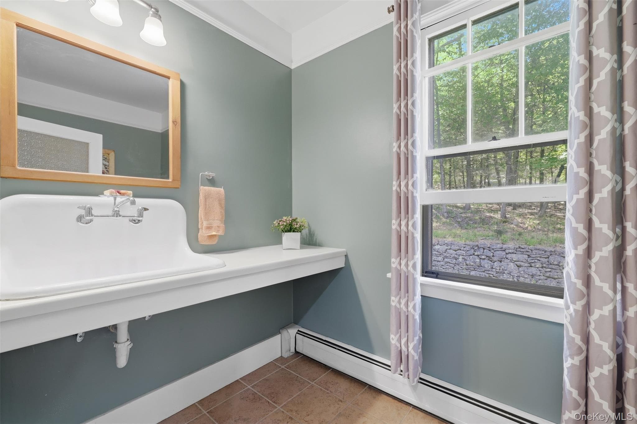 43 Augustine Road thumbnail 19