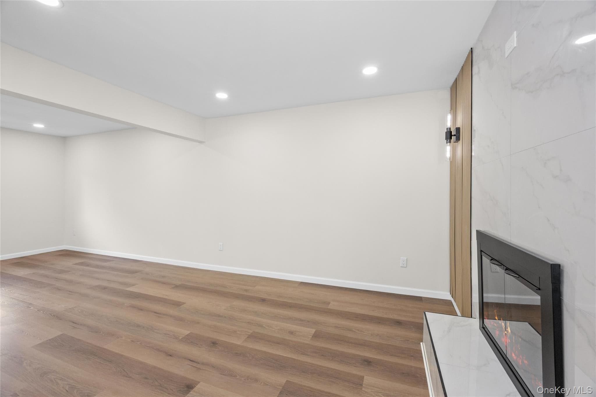 163 Avondale Drive thumbnail 31