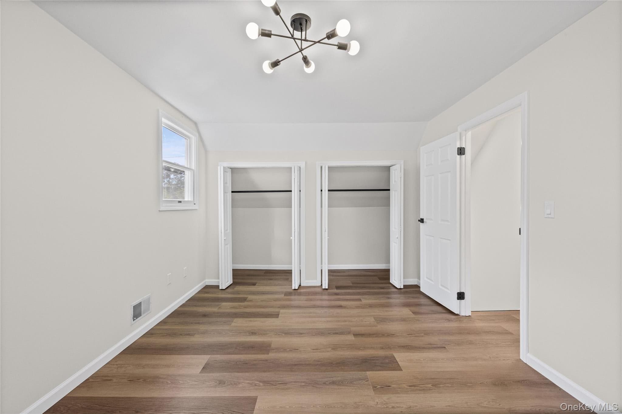 163 Avondale Drive thumbnail 20