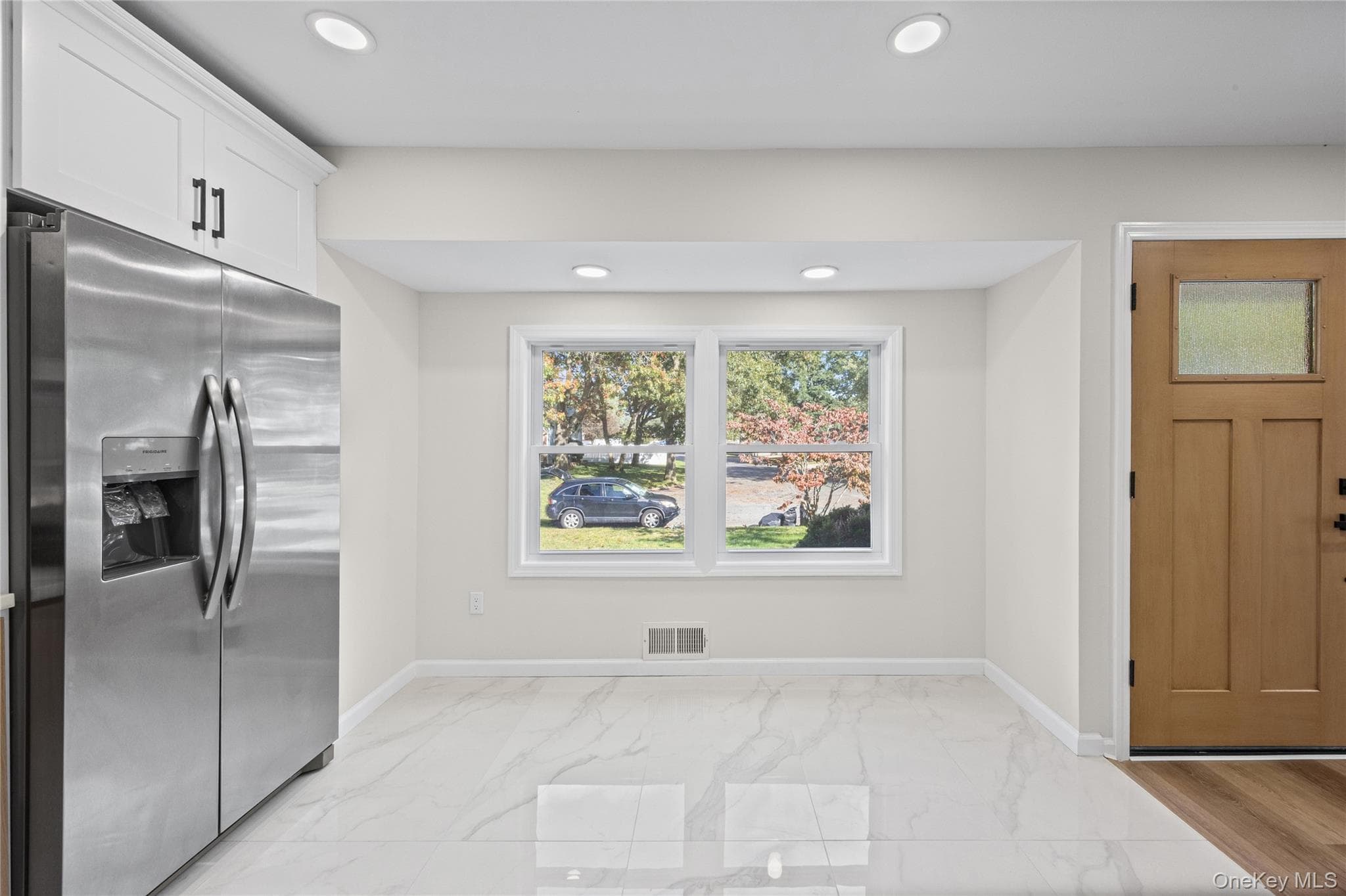 163 Avondale Drive thumbnail 34