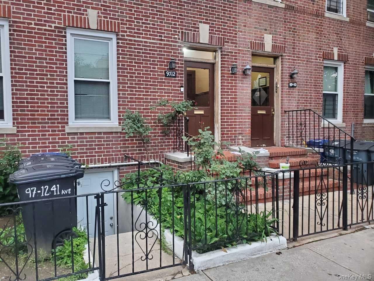 9712 41st Avenue thumbnail 2