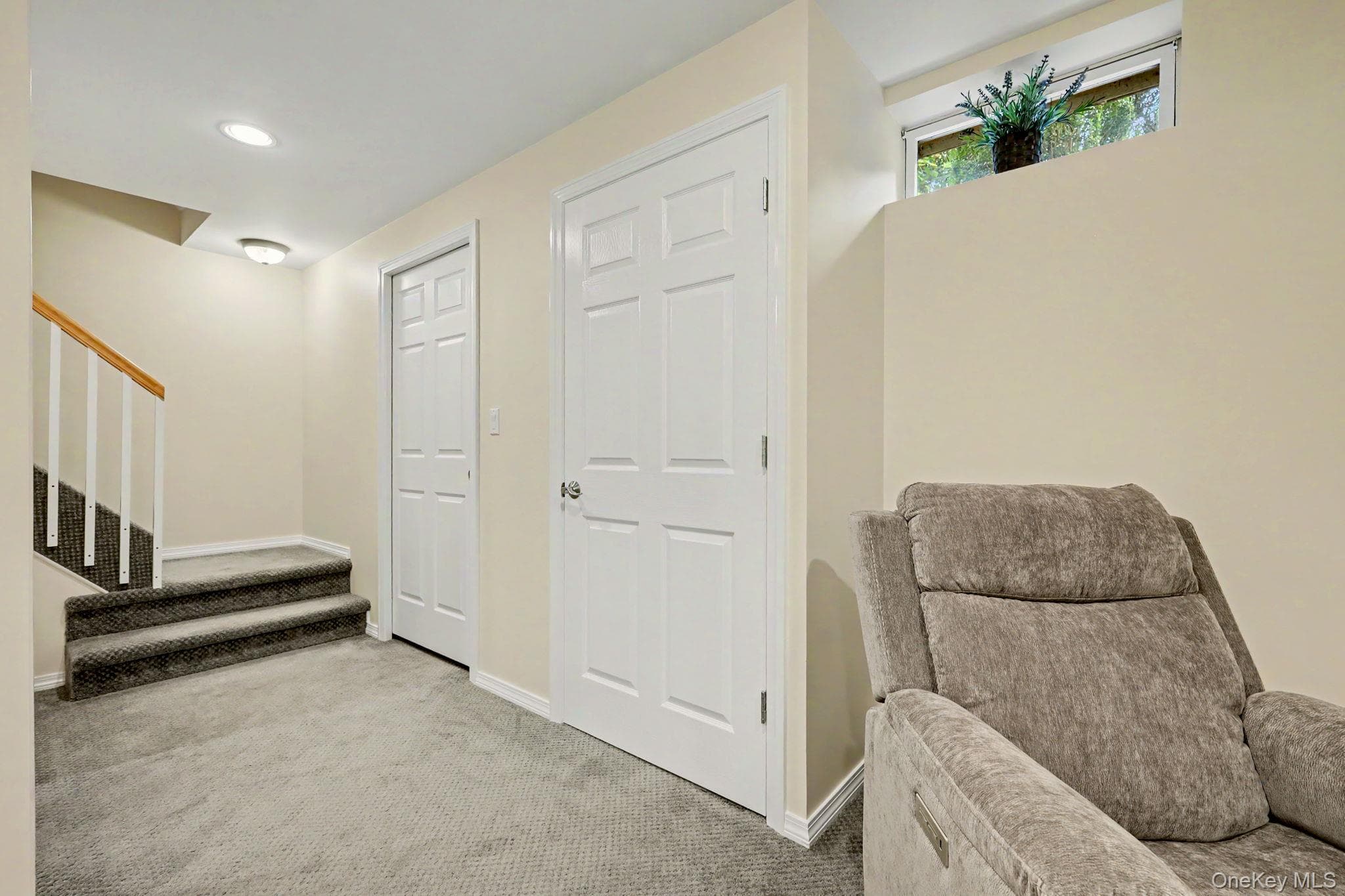 60 Krystal Drive thumbnail 24