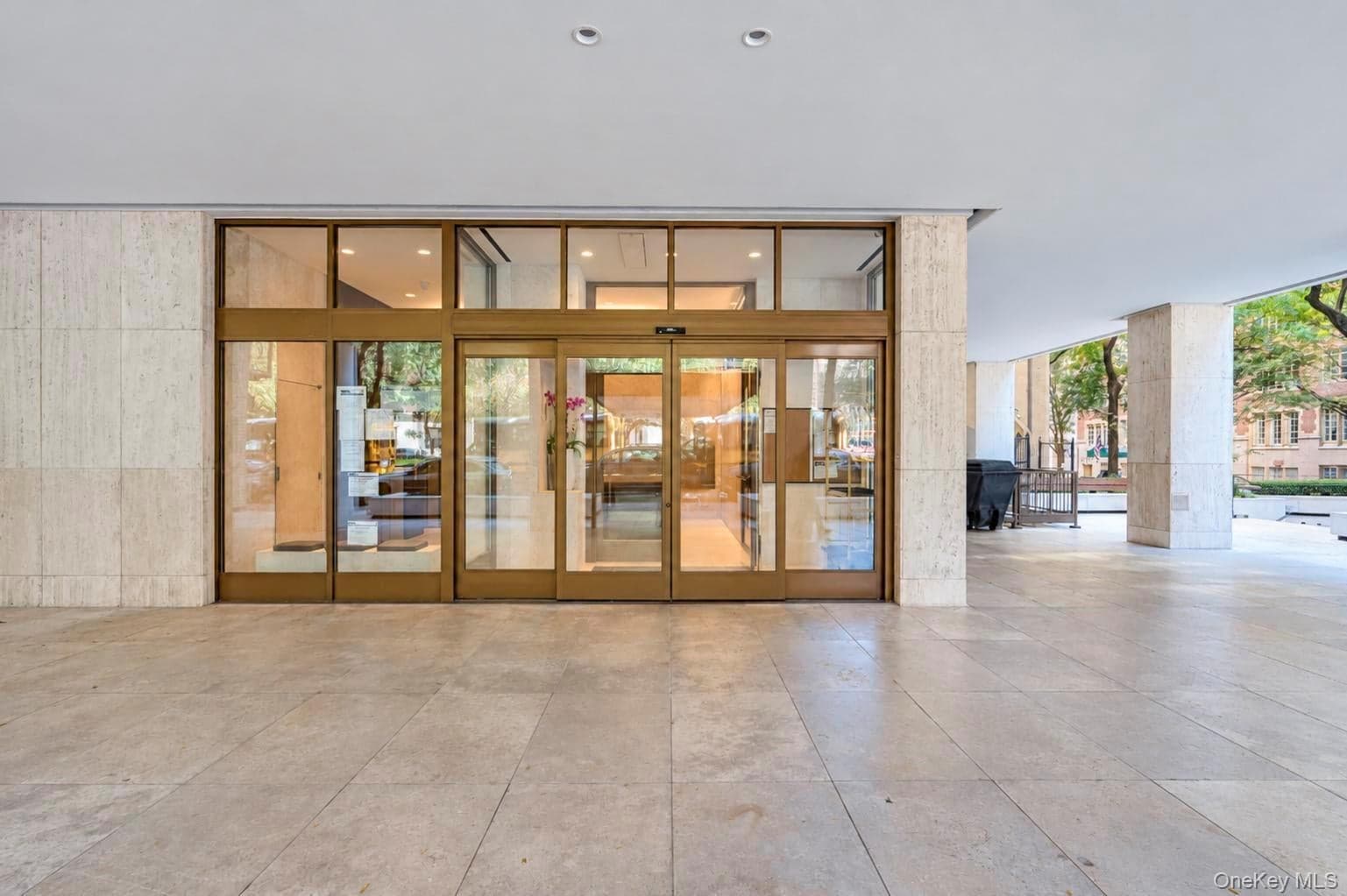 1065 Park Avenue Unit: #19C thumbnail 6