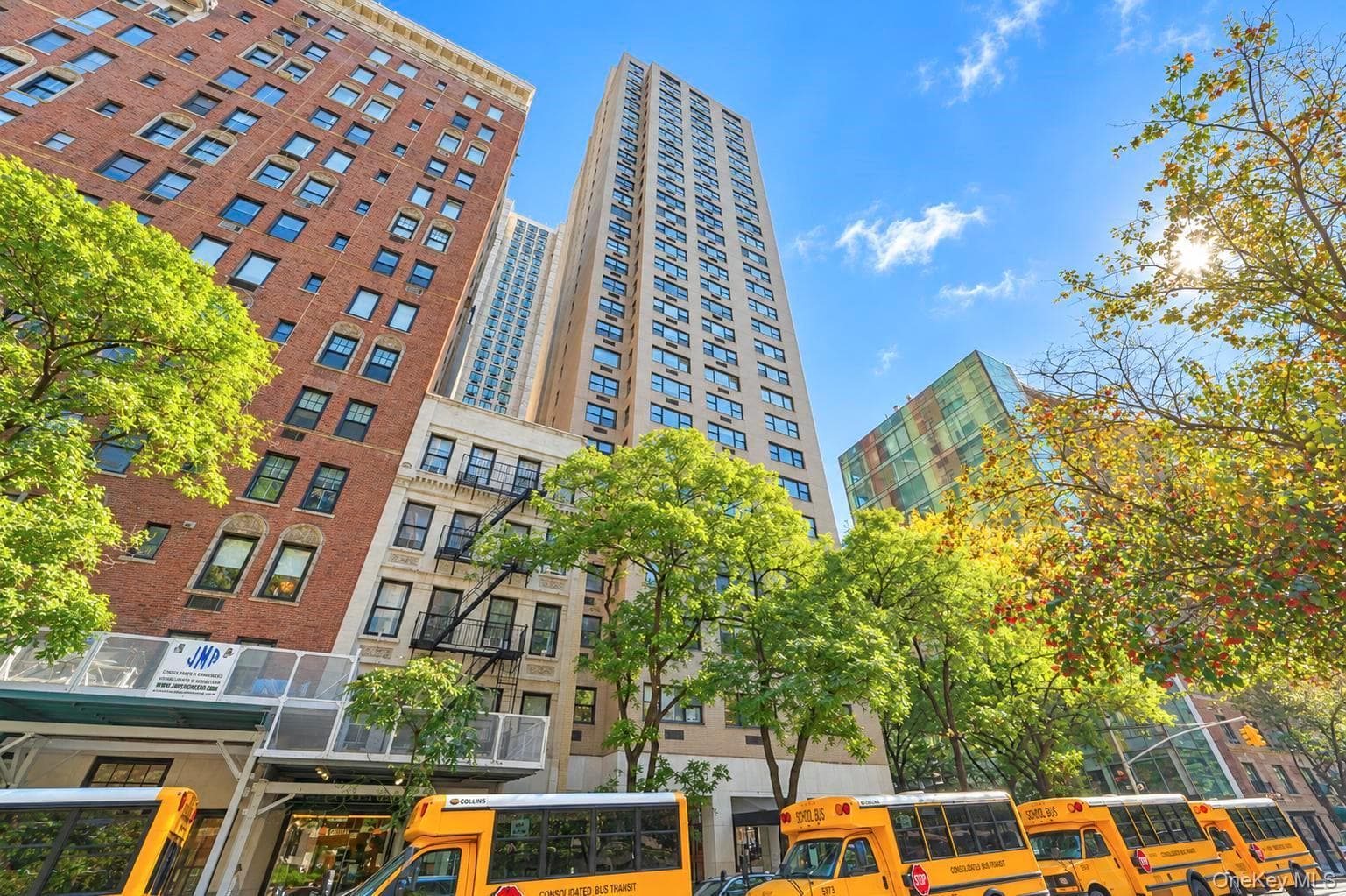 1065 Park Avenue Unit: #19C thumbnail 4