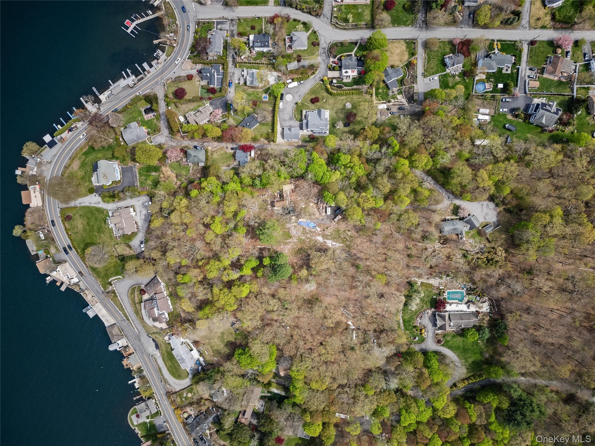 15 Colonial Terrace thumbnail 2