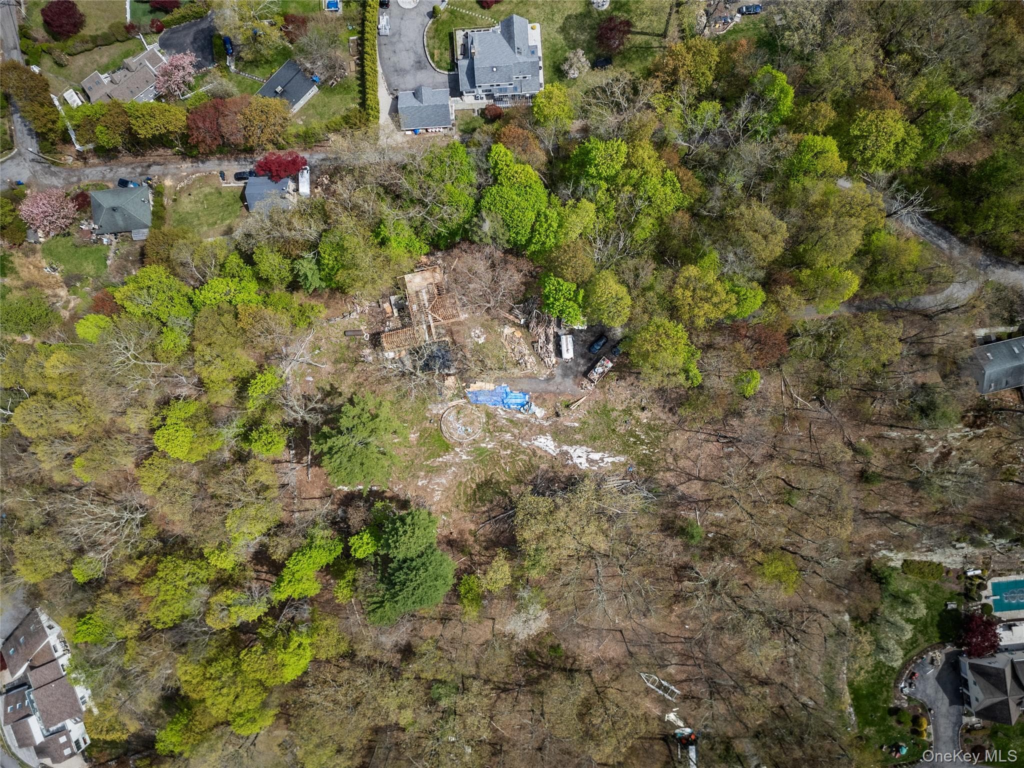 15 Colonial Terrace photo 1