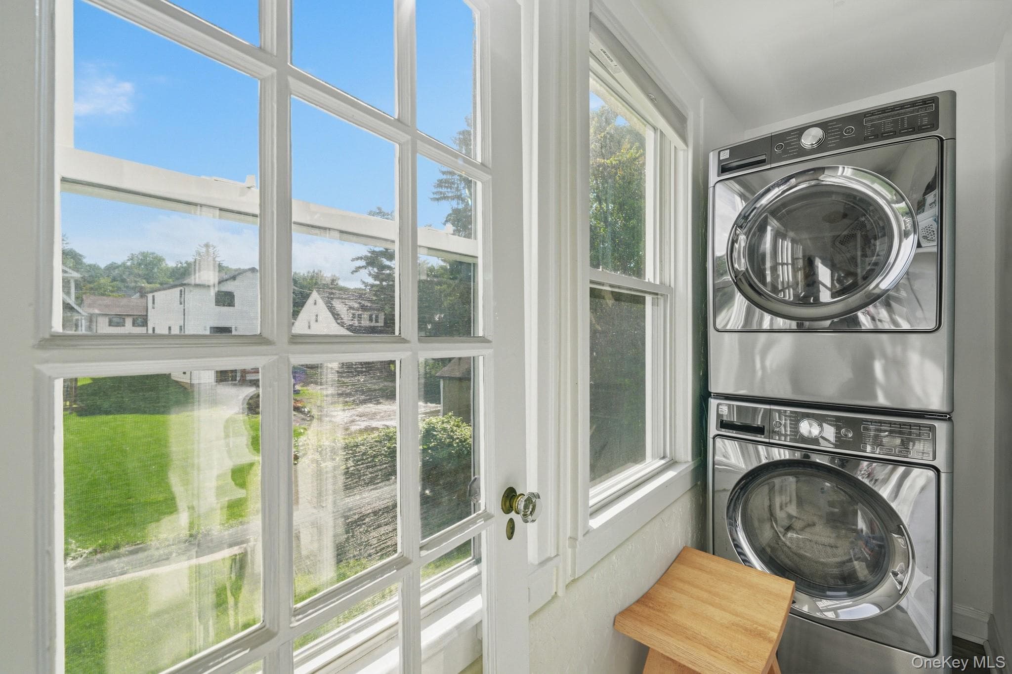 86 E Sunnyside Lane thumbnail 9