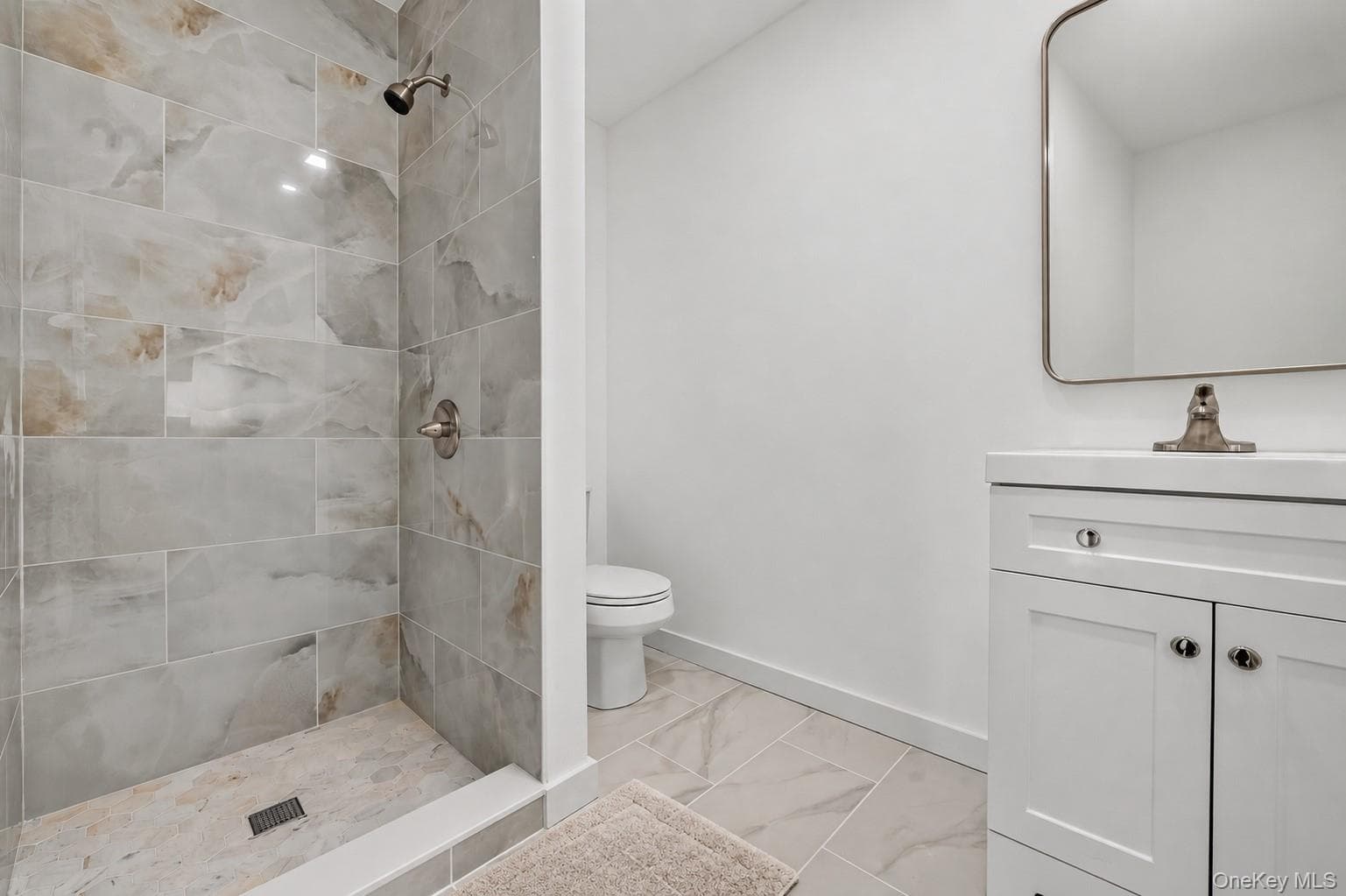 34 Pinelawn Avenue thumbnail 33