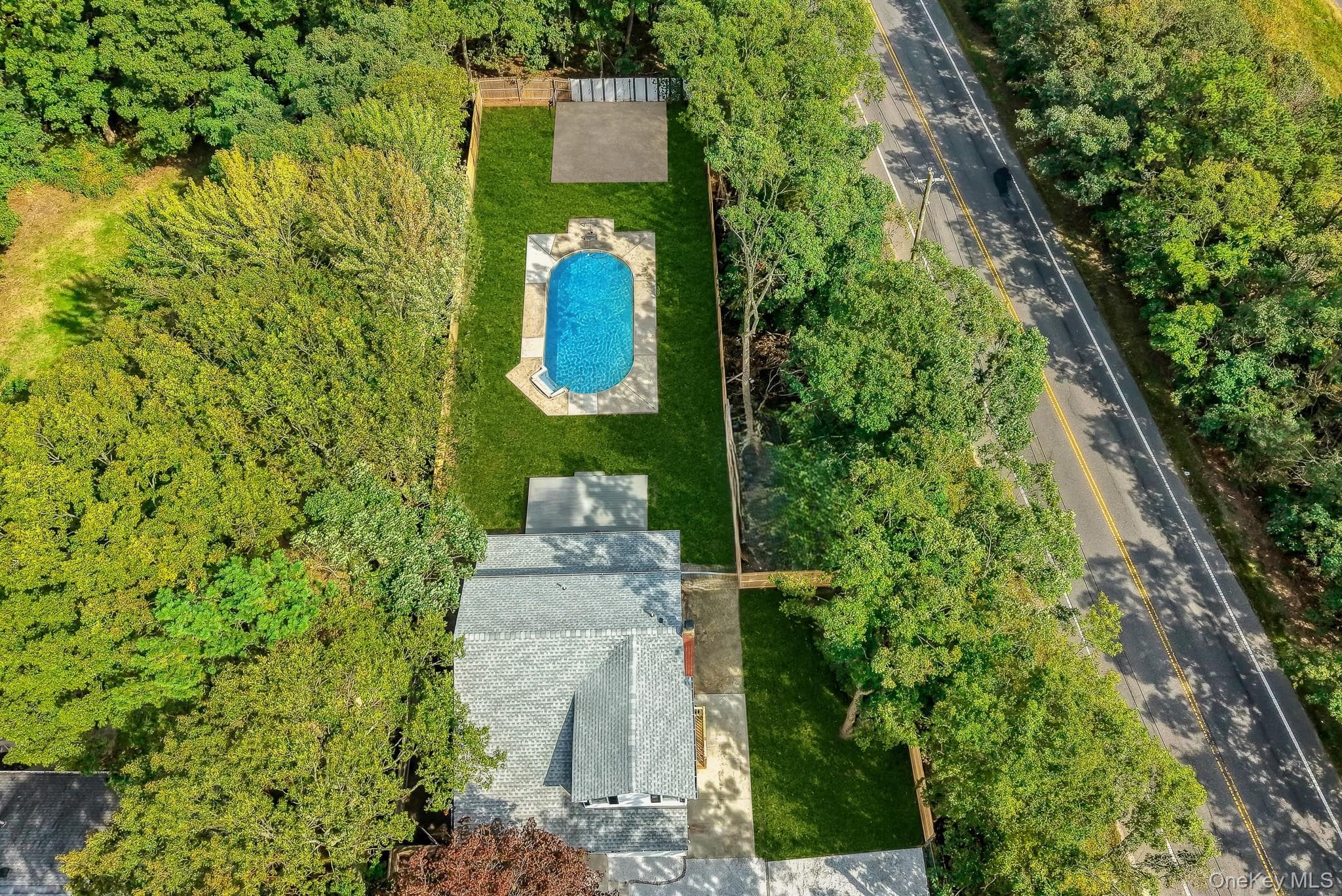 34 Pinelawn Avenue thumbnail 45