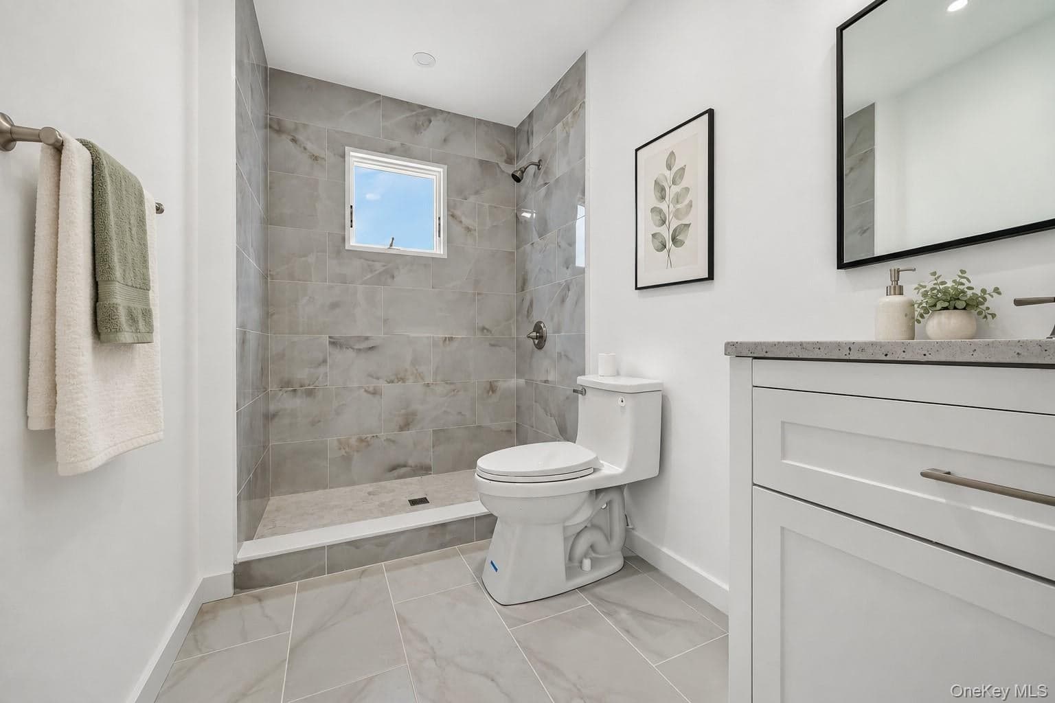 34 Pinelawn Avenue thumbnail 22