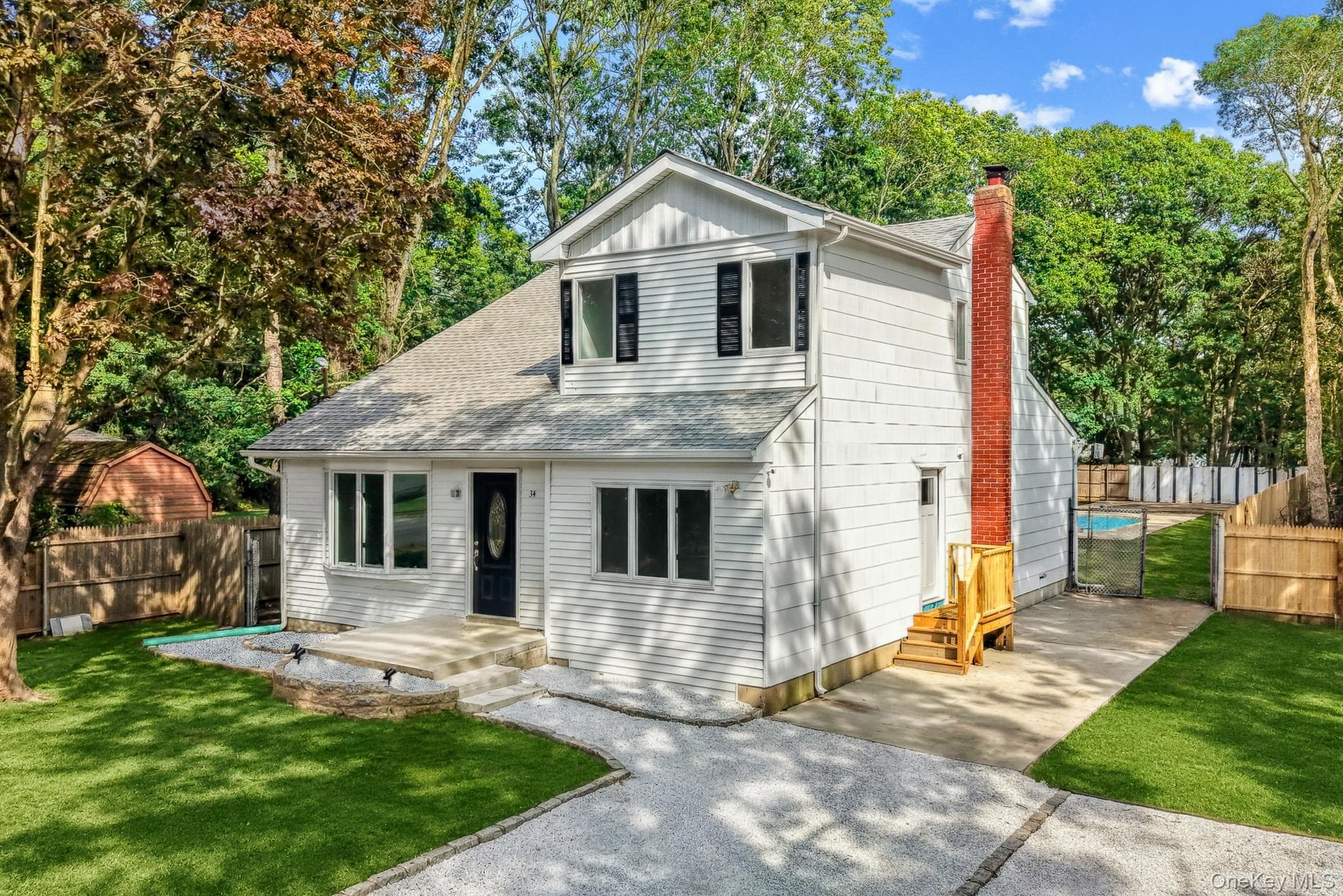34 Pinelawn Avenue thumbnail 2